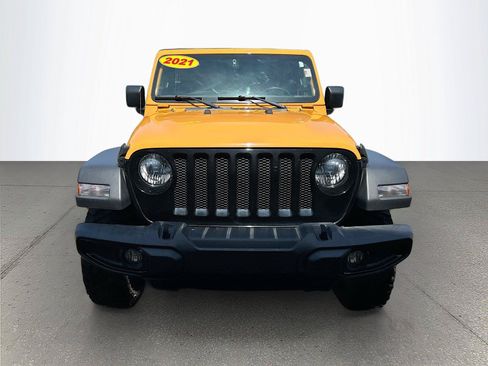 Used 2021 Jeep Wrangler Unlimited Sport AWD/4WD image 9