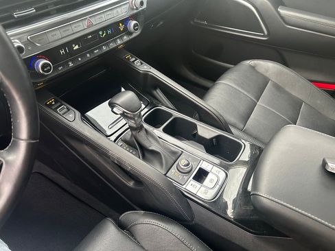 Used 2022 Kia Telluride SX image 18