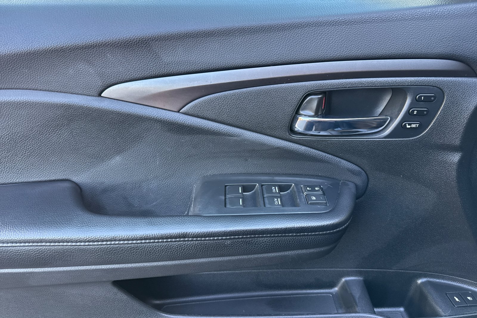 Used 2021 Honda Pilot Special Edition image 11