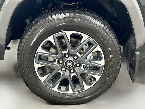 New 2026 Toyota Tundra Limited AWD/4WD image 9