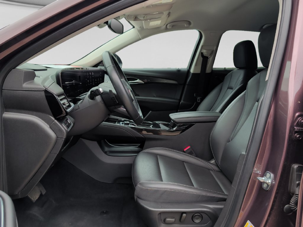 Used 2024 Buick Envision Preferred AWD/4WD image 16