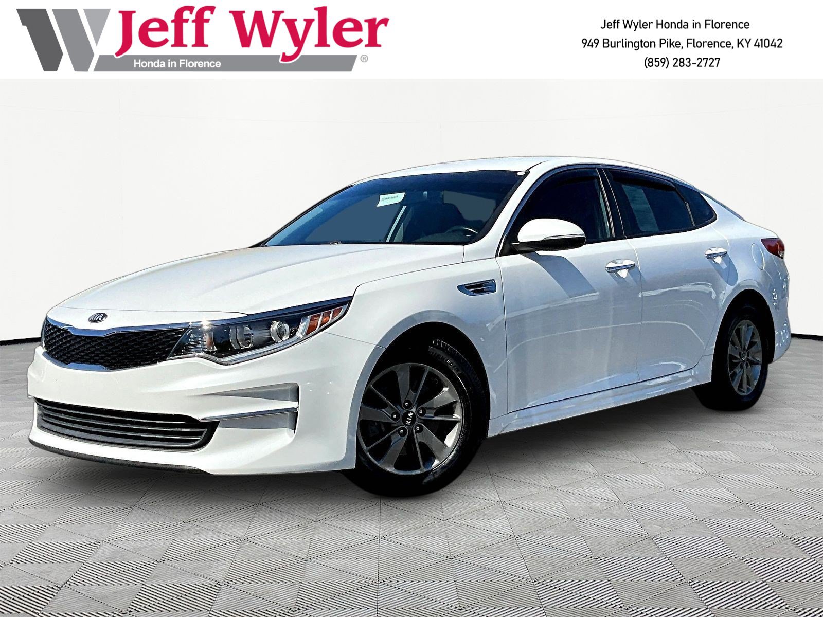 Used 2016 Kia Optima LX FWD image 1