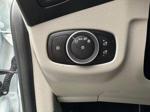 Used 2022 Ford Transit Connect XLT FWD image 15