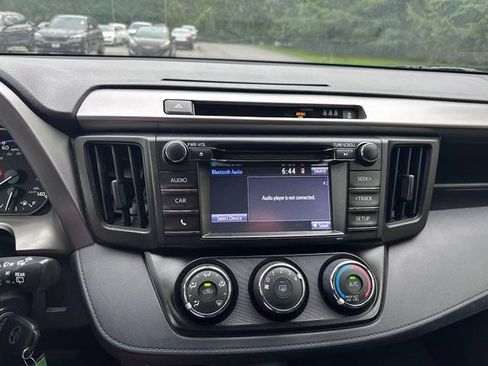 Used 2018 Toyota RAV4 LE w/ All Weather Liner Package AWD/4WD image 14