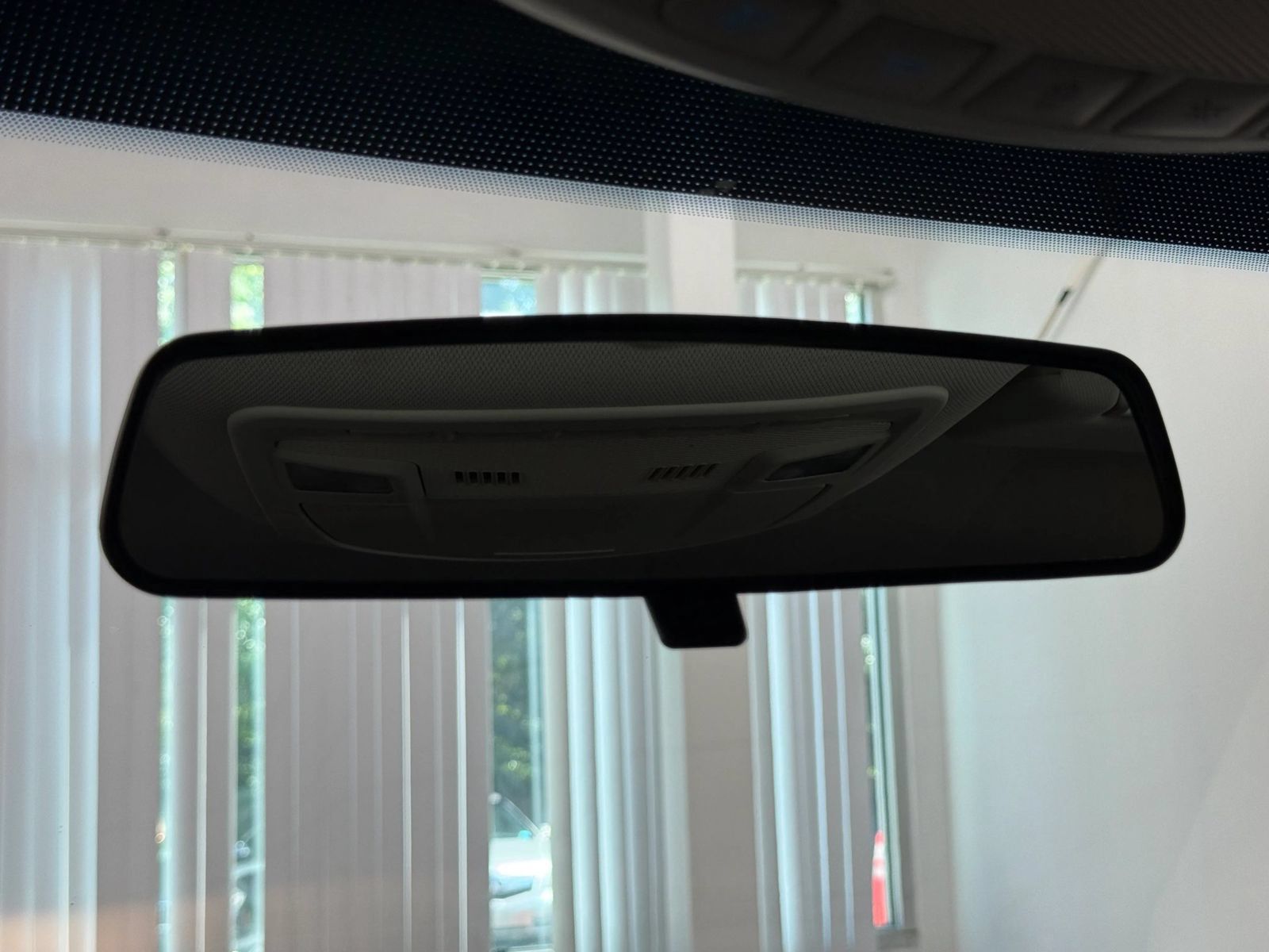 Used 2016 Ford Edge SE FWD image 35