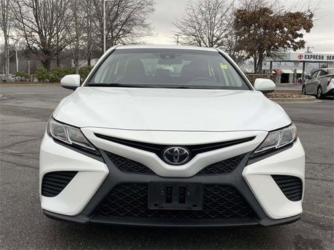 Used 2019 Toyota Camry SE image 8