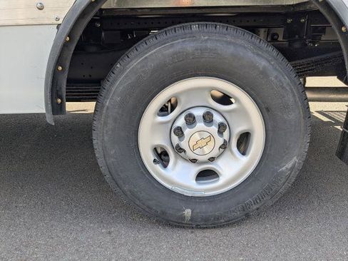 New 2024 Chevrolet Express 3500 w/ Power Convenience Package image 15