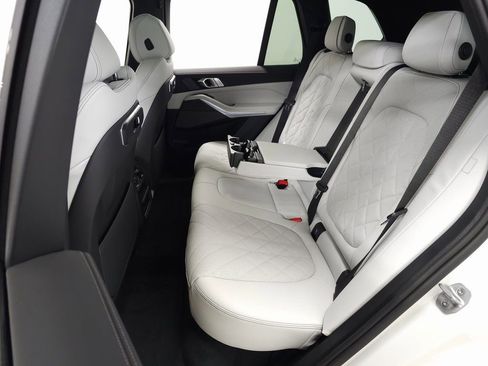 Used 2026 BMW X5 xDrive50e w/ Premium Package image 30