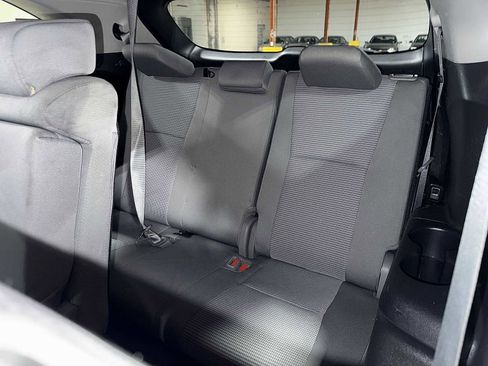 Certified 2022 Toyota Highlander LE image 18