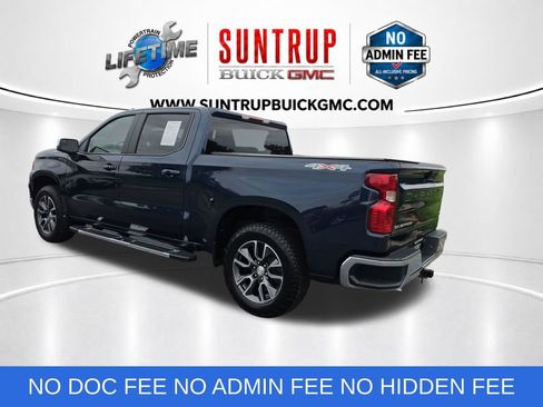 Used 2023 Chevrolet Silverado 1500 LT AWD/4WD image 3