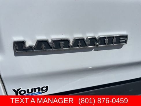 Used 2022 RAM 1500 Laramie AWD/4WD image 11
