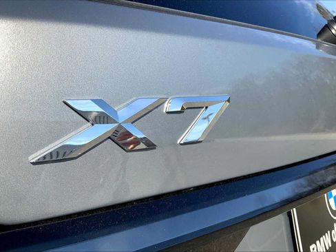 Used 2025 BMW X7 xDrive40i w/ M Sport Package AWD/4WD image 15