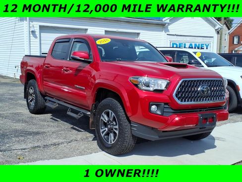 Used 2018 Toyota Tacoma TRD Sport AWD/4WD image 1