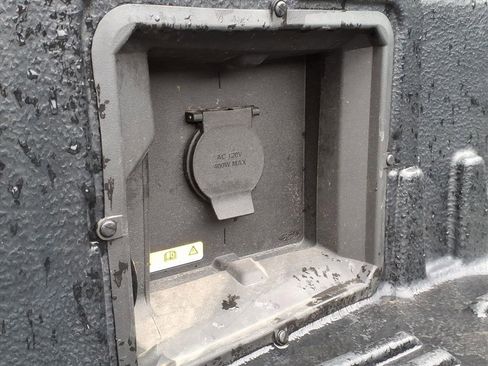 Used 2023 Ford F150 XLT w/ Equipment Group 302A High image 7