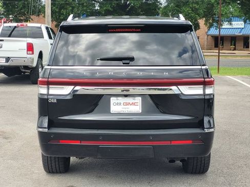 Used 2024 Lincoln Navigator Reserve AWD/4WD image 6
