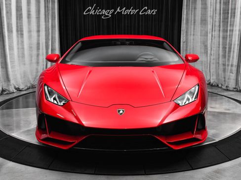 Used 2020 Lamborghini Huracan EVO image 7
