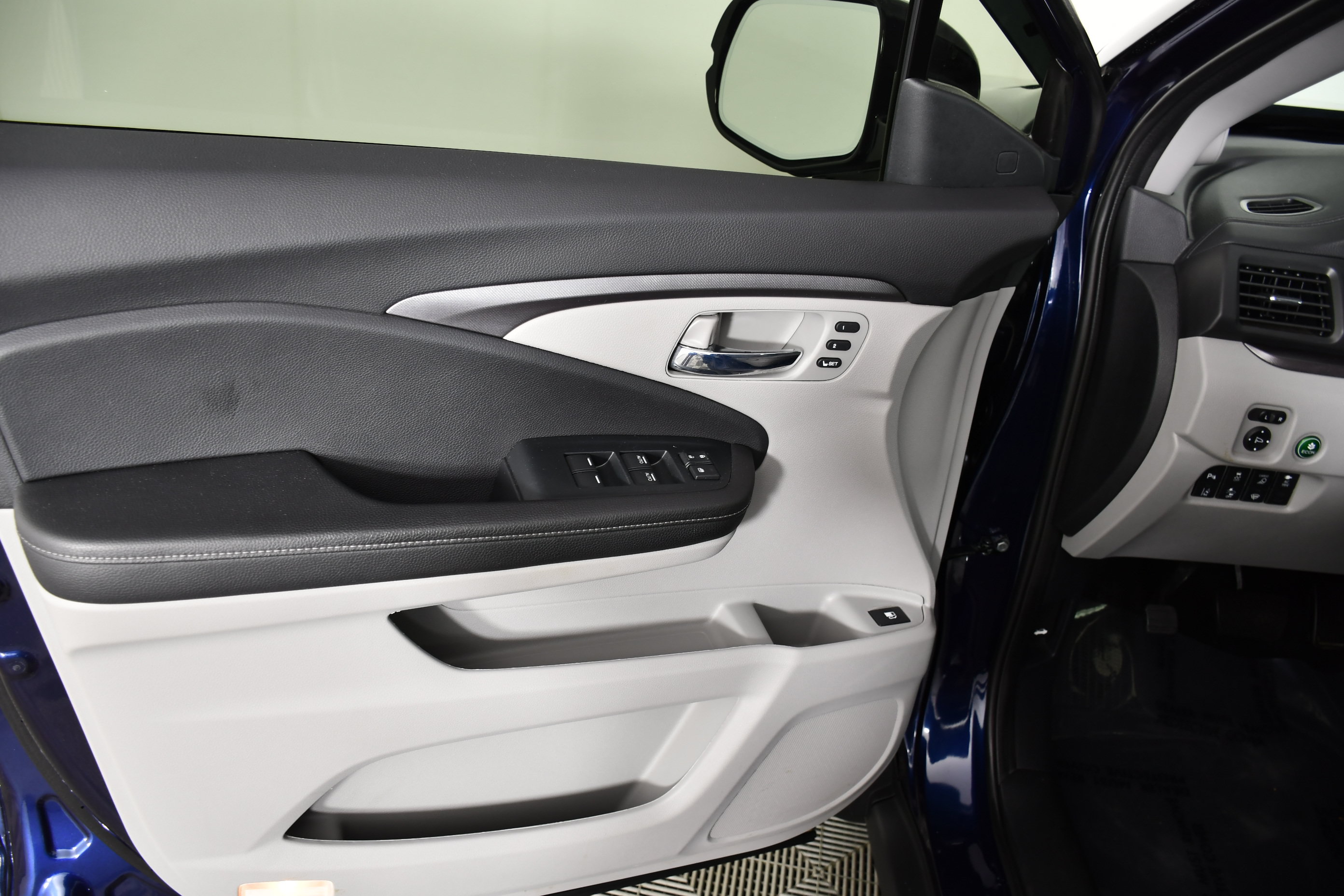 Certified 2023 Honda Ridgeline RTL-E image 39