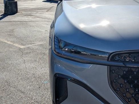 New 2025 Lincoln Nautilus Premier w/ Jet Appearance Package image 9