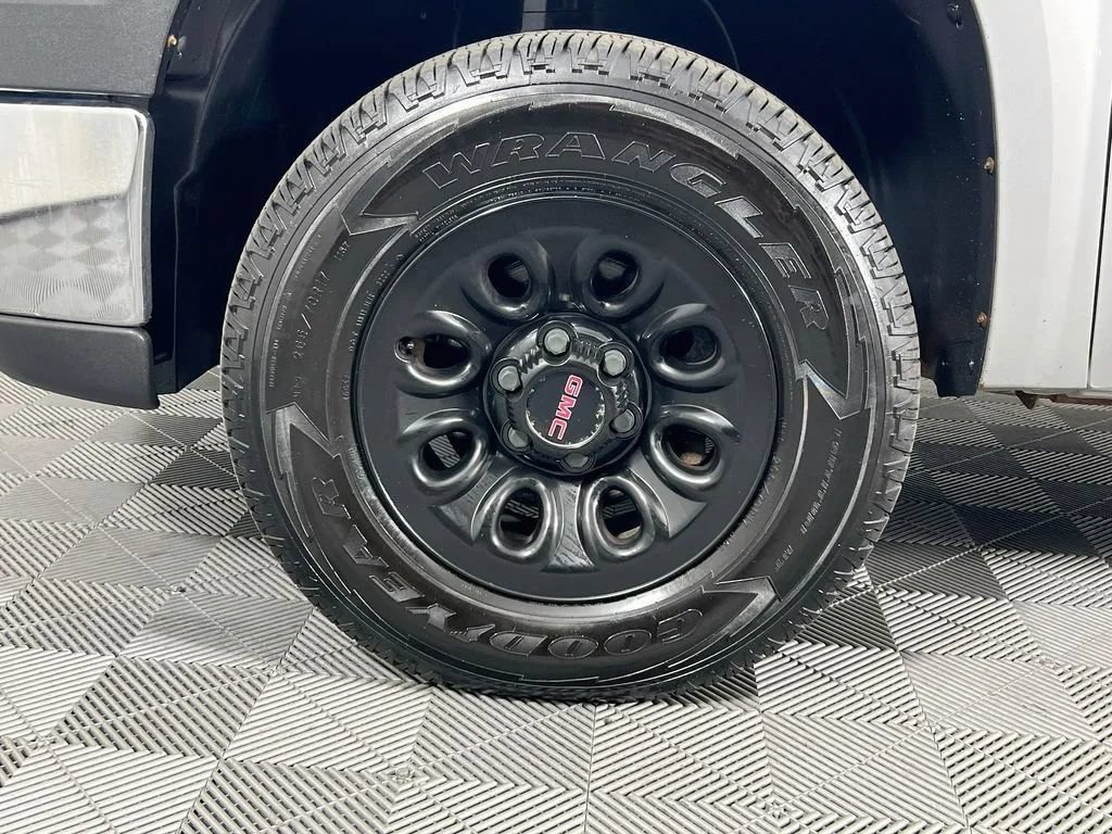 Used 2013 GMC Sierra 1500 W/T AWD/4WD image 28