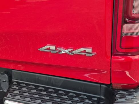 Used 2024 RAM 1500 Laramie AWD/4WD image 10
