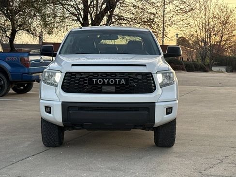 Used 2014 Toyota Tundra SR5 w/ SR5 Upgrade Package image 2