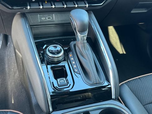 New 2026 GMC Canyon AT4 image 30