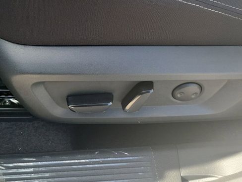 New 2026 Nissan Rogue SV image 24