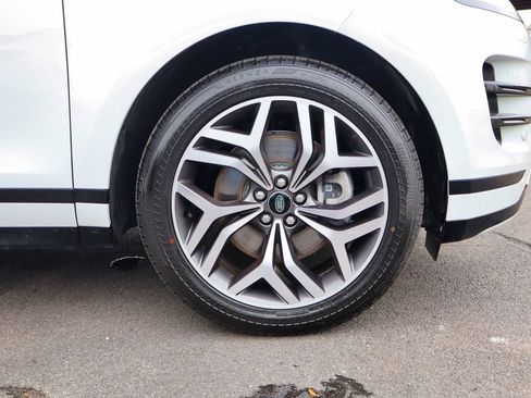 Used 2023 Land Rover Range Rover Evoque R-Dynamic SE AWD/4WD image 61