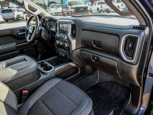 Used 2021 GMC Sierra 1500 Elevation w/ Preferred Package image 16