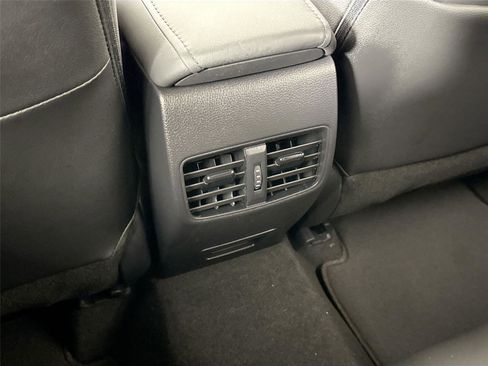 Certified 2024 Toyota Corolla Cross XLE image 49