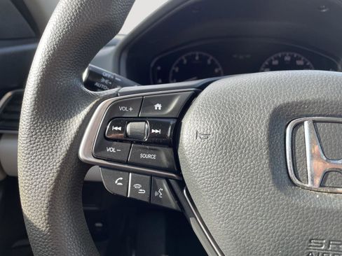 Used 2019 Honda Accord LX image 15