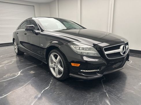 Used 2012 Mercedes-Benz CLS 550 4MATIC image 2
