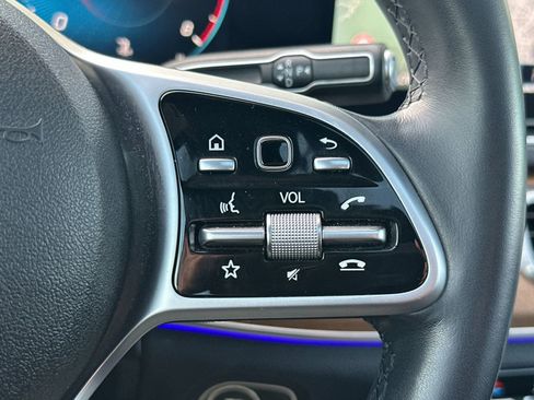 Certified 2020 Mercedes-Benz GLE 350 4MATIC image 29