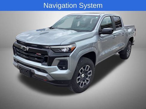 Used 2024 Chevrolet Colorado Z71 w/ Z71 Convenience Package 2 AWD/4WD image 1