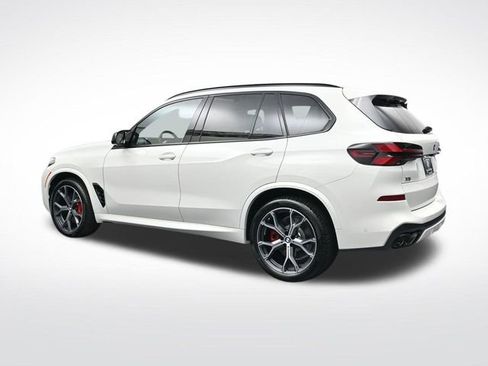New 2026 BMW X5 M60i w/ Climate Comfort Package image 7