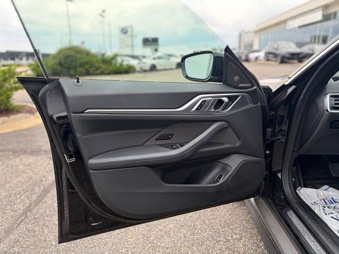 Used 2023 BMW i4 eDrive40 w/ Premium Package RWD image 18