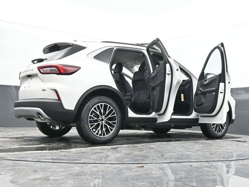 New 2026 Ford Escape SE image 73