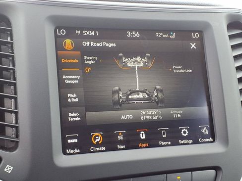 Used 2023 Jeep Cherokee Altitude Lux w/ Lux Elite Package AWD/4WD image 31
