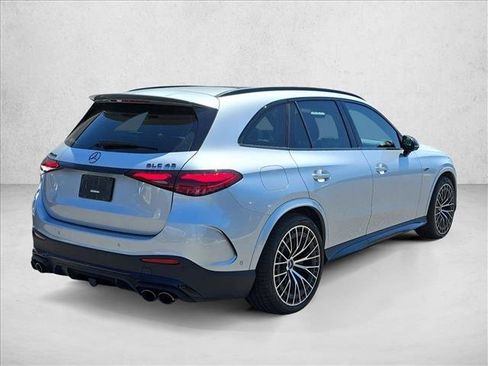 Used 2024 Mercedes-Benz GLC 43 AMG 4MATIC image 5