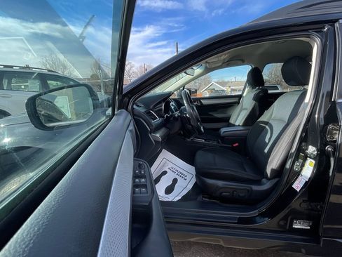 Used 2019 Subaru Outback 2.5i Premium image 18