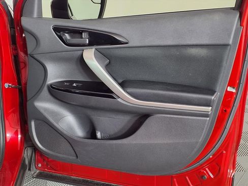 Used 2022 Mitsubishi Eclipse Cross LE image 8