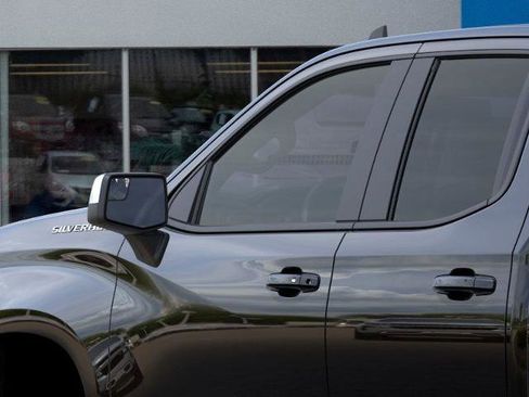 New 2026 Chevrolet Silverado 1500 LT image 12