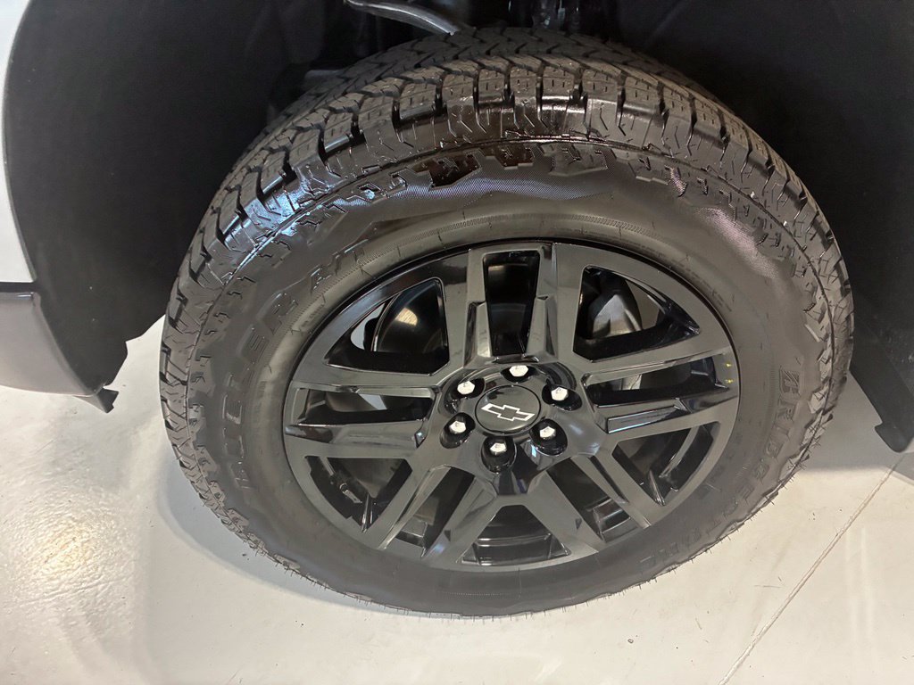 Used 2026 Chevrolet Silverado 1500 LT Trail Boss w/ Protection Package AWD/4WD image 13