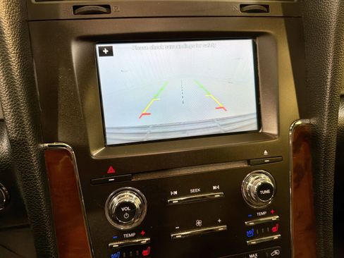 Used 2017 Lincoln Navigator Select RWD image 18