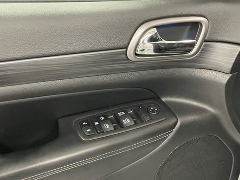 Used 2021 Jeep Grand Cherokee Freedom Edition image 14