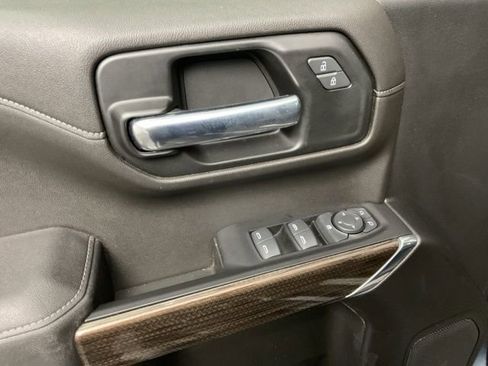 Certified 2022 Chevrolet Silverado 1500 RST image 10