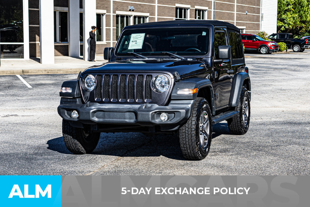Used 2022 Jeep Wrangler Sport AWD/4WD image 3