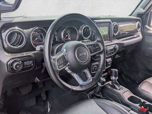 Used 2021 Jeep Wrangler Unlimited Sahara AWD/4WD image 10