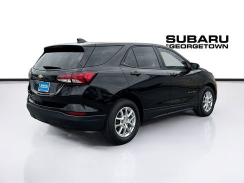 Used 2023 Chevrolet Equinox LS image 7