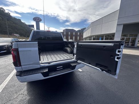 Used 2025 Ford F150 Platinum w/ Equipment Group 702A High image 7